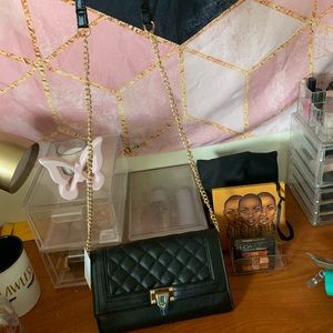 Black crossbody purse